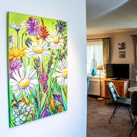 Haus-margarete-westwind Appartement *
